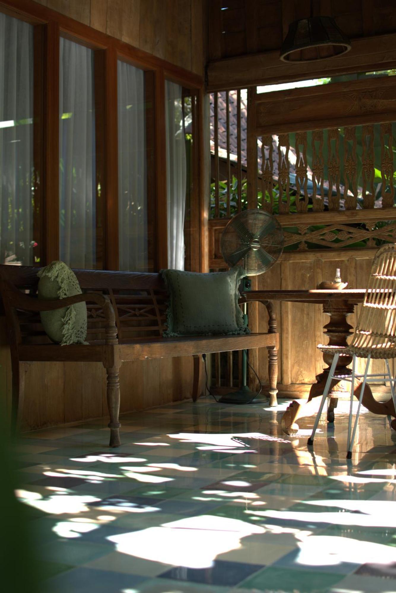 Umakayu Joglo Villa Canggu - Boutique Hotel Exterior photo